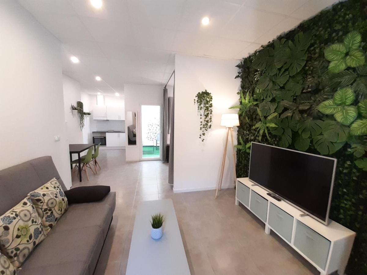 Tropical Garden Apartment อาลิกันเต ภายนอก รูปภาพ